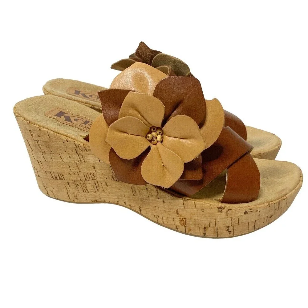Korks By Kork-Ease Rosette Wedge Sandals Leather Uppers Womens Size 7 Brown Shoe
